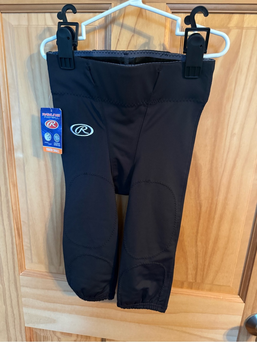 New With Tags, Boys Rawlings Football Pants Size Youth Small